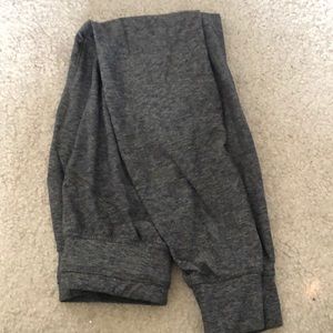 Lululemon size 0 joggers. Please know your size. These no longer fits me.